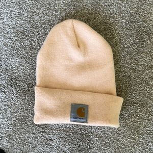 Carhartt beanie in salmon color.